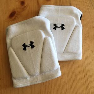 Under Armor Strive Volleyball Kneepads